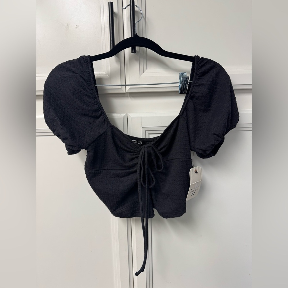 NWT Billabong Black Puff Sleeve Crop Top M